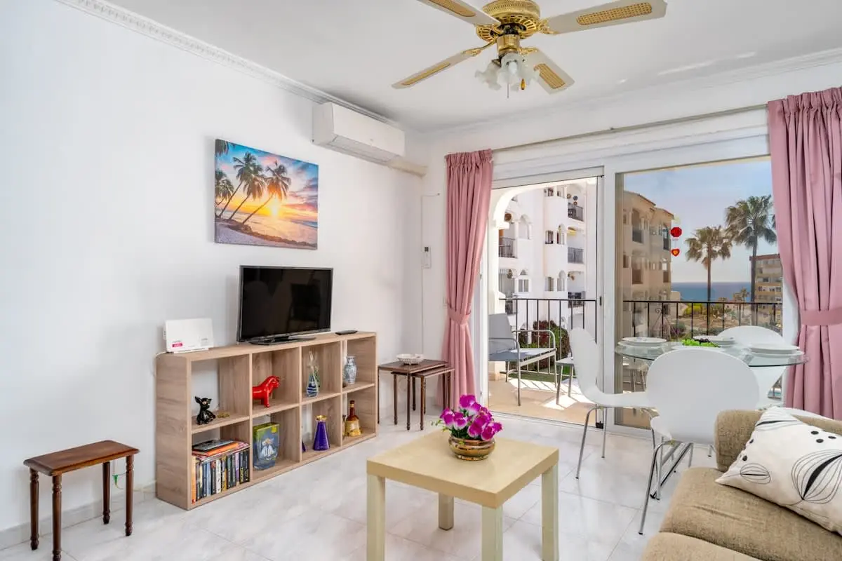 La Cala apartment with pool - Ref 83