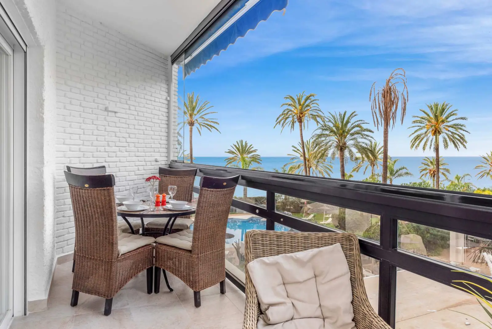 Marbella first line of beach with pool EDF Skol