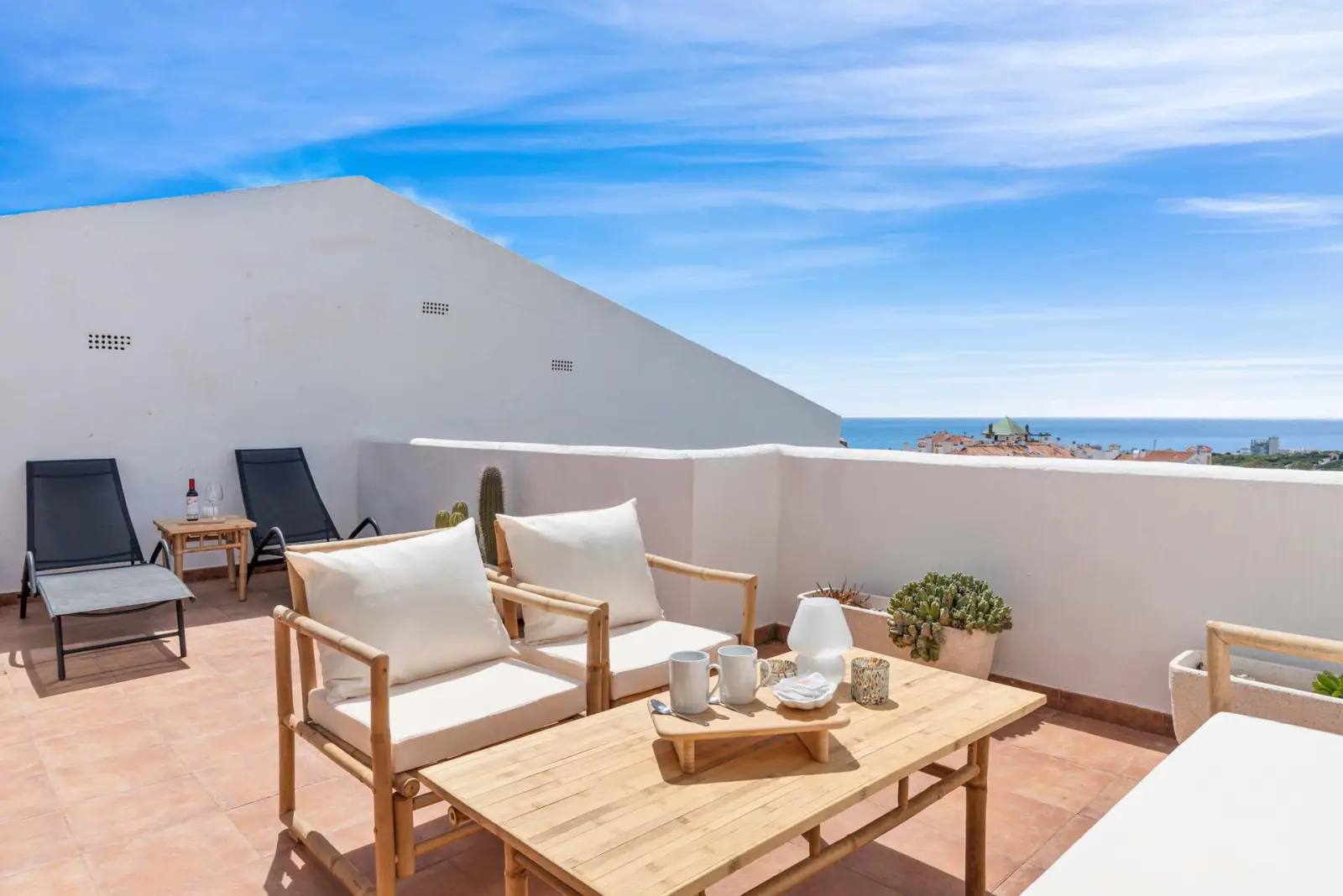 Panoramic terrace panthouse with sea view - Ref 129
