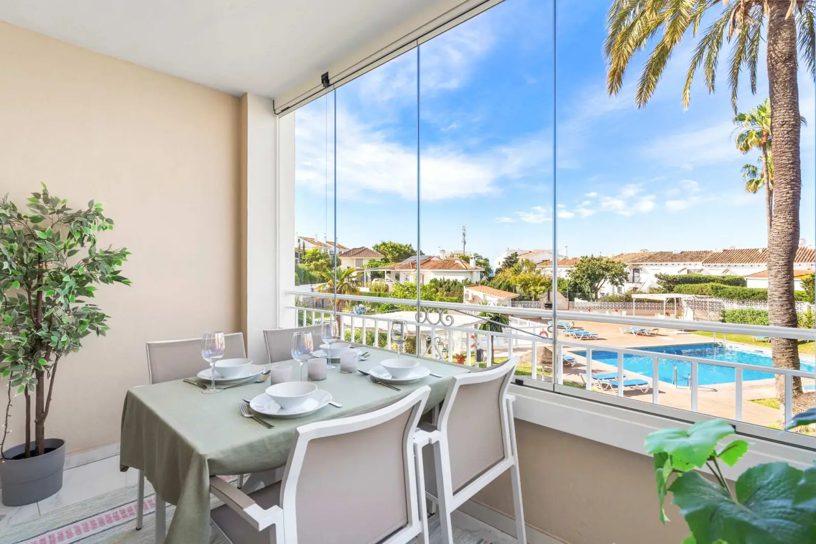 Riviera Bright Balcony - Ref 184