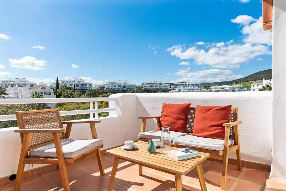 Scenic apartment in Alcazaba Lagoon with pools