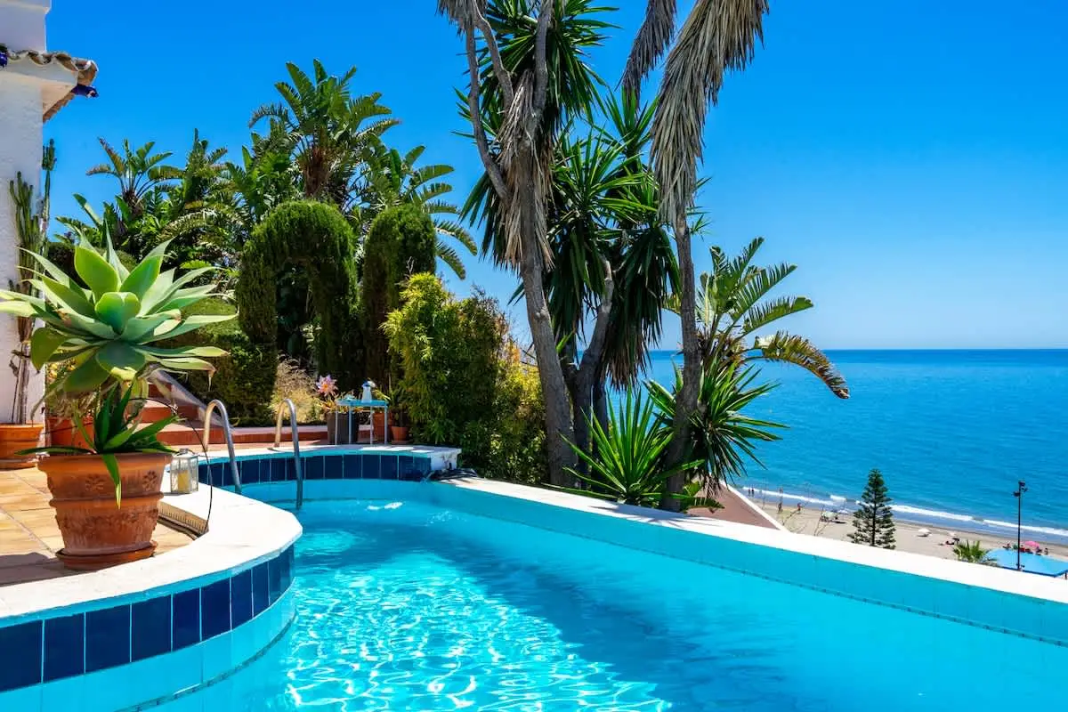 Stunning Beachclose Villa - Ref 03
